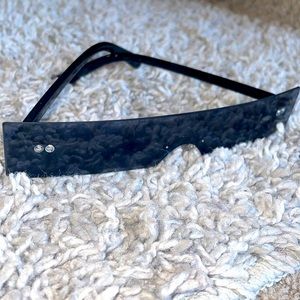 BLACK HOT GIRL SHADES